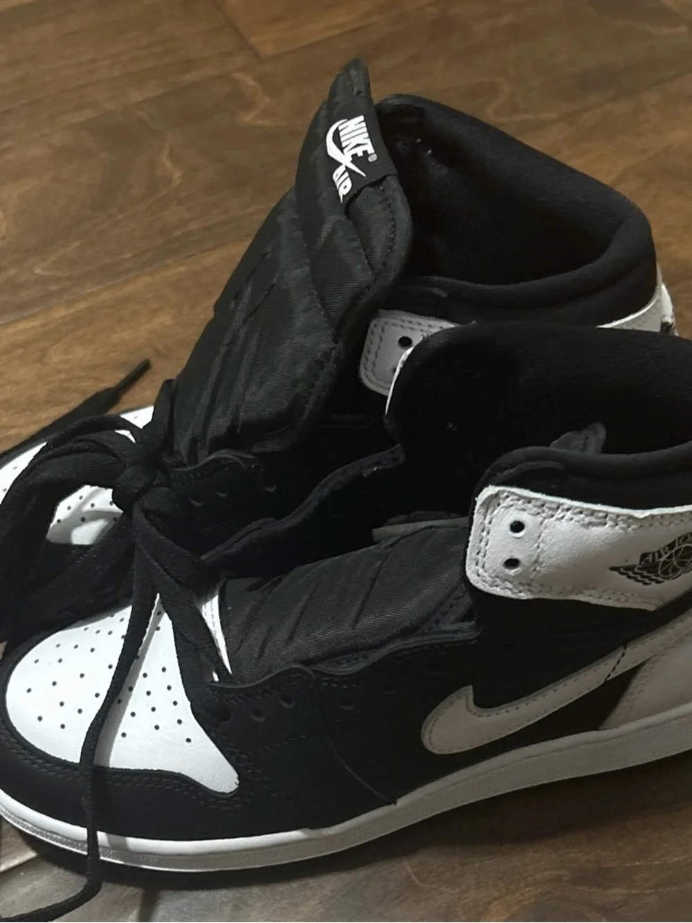 Nike Kids Black and White High-Top Sneakers - Picture 15 of 16
